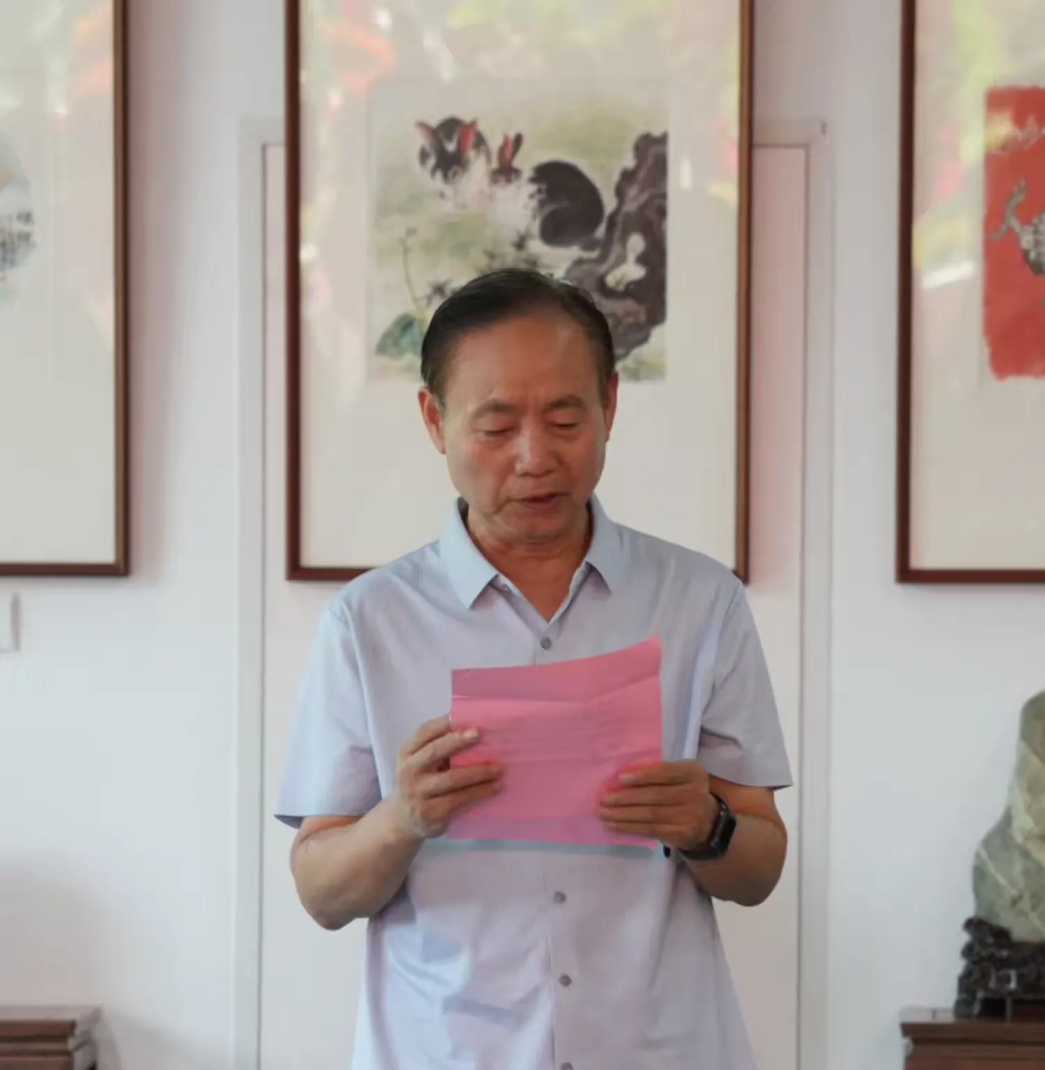 简篇-“十方草堂”开园暨“缘起丹青—任賢義教授 张军博教授中国画联展”、“中华奇石展”启幕